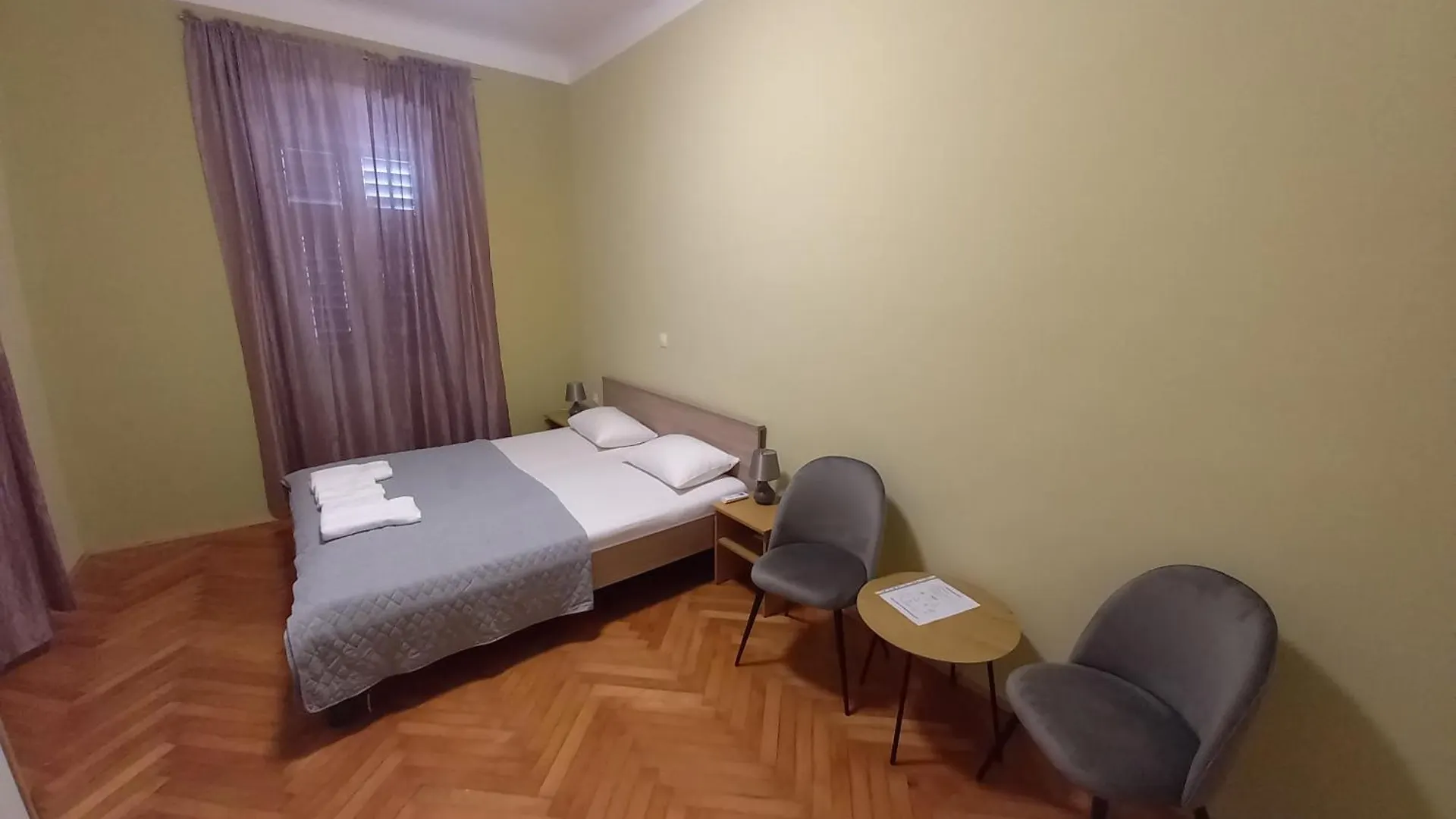Oskar Amphitheater Apartments And Rooms With Free Parking Pula
